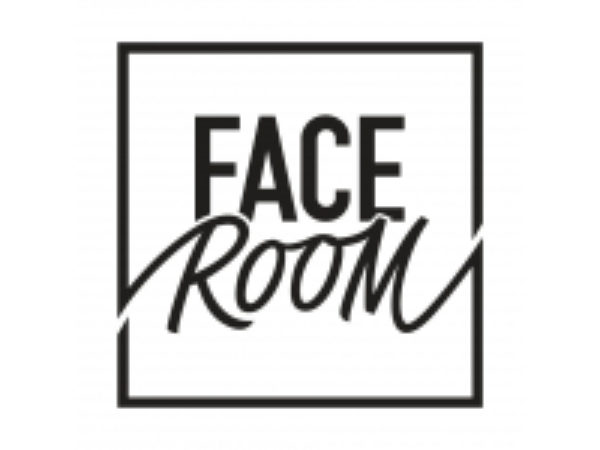FaceRoom