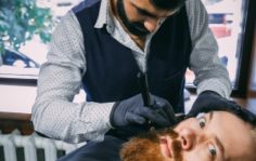Франшиза TOMMY GUN Barbershop: Классический английский мужской клуб