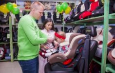 Франшиза Супермаркет Детских Автокресел: Супермаркет детских автокресел и товаров для семейных путешествий. Компания выпускает собственную торговую марку – детское автокресло «Спасатель».