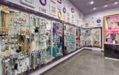 Франшиза Lady Collection: Сеть розничных магазинов бижутерии, аксессуаров и украшений для волос