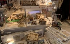 Франшиза UGEARS: Новогодние торговые островки