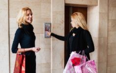 Франшиза Реклама на кнопке: Размещение рекламы на кнопке лифта жилых домов