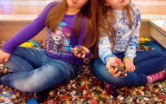 Франшиза На поиски сокровищ: Самоцветы для игр и коллекций со всего мира