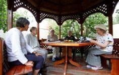 Франшиза Теплые беседы: Сеть частных пансионатов для пожилых