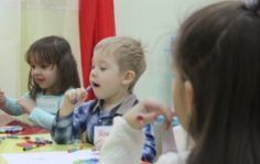 Франшиза Королевские беседы: Сеть  детских языковых развивающих центров